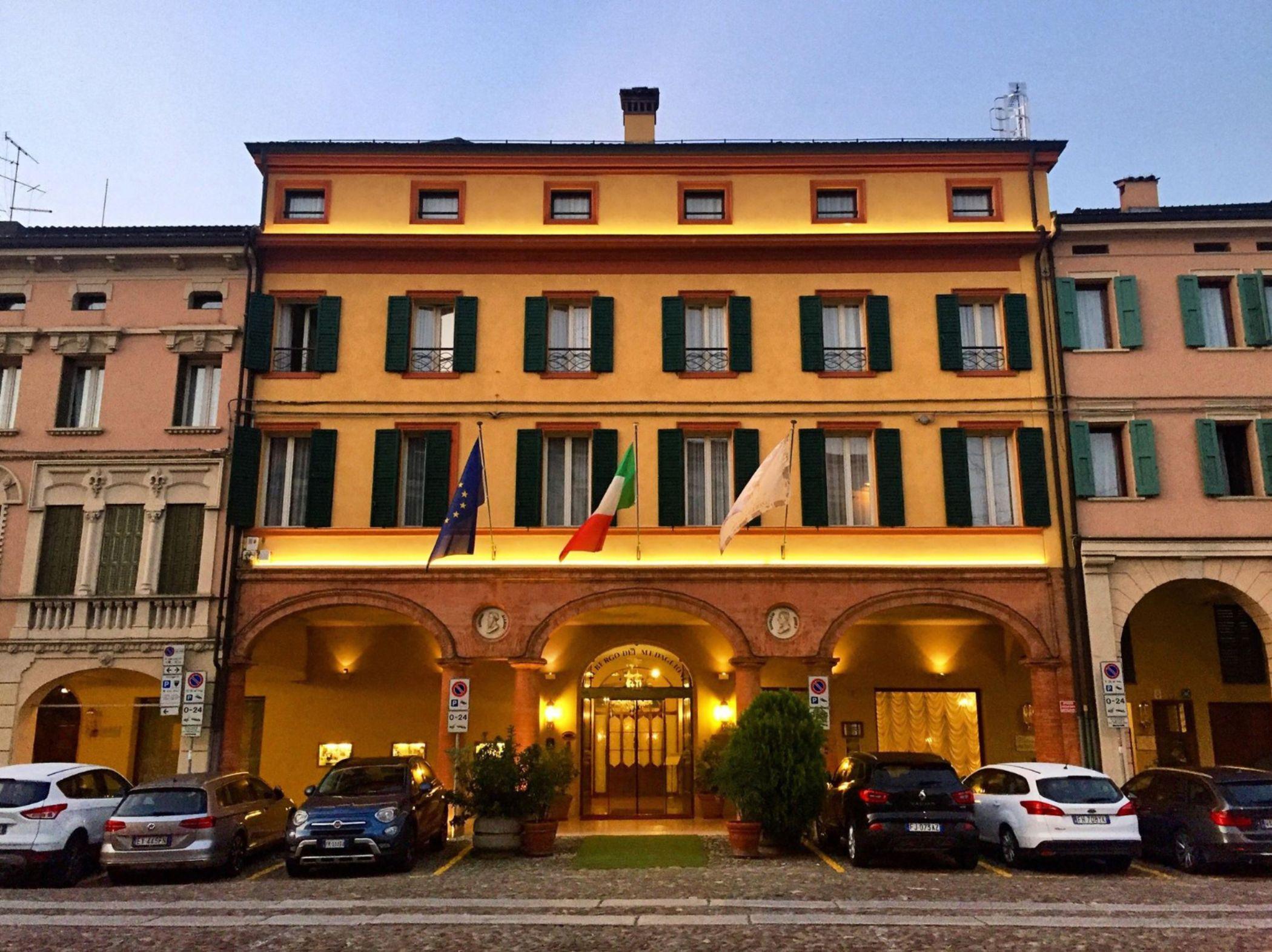 Phi Hotel Dei Medaglioni Correggio Exterior photo